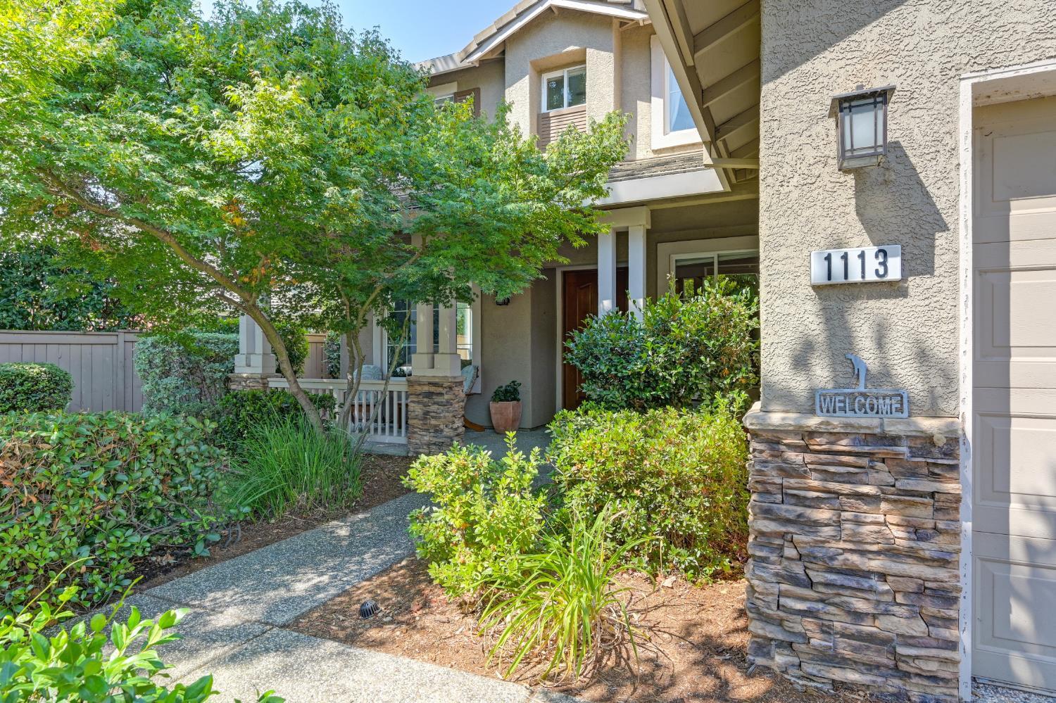 Property Photo:  1113 Kingfisher Circle  CA 95630 