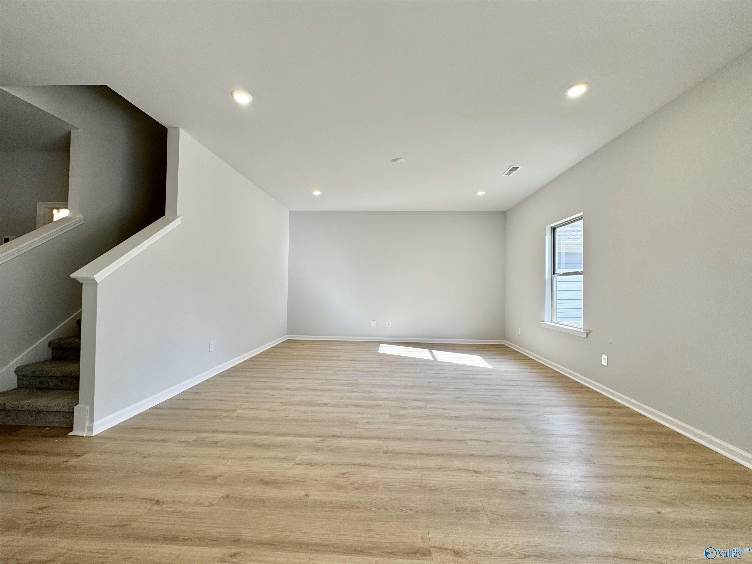 Property Photo:  254 Pennington Avenue  AL 35811 