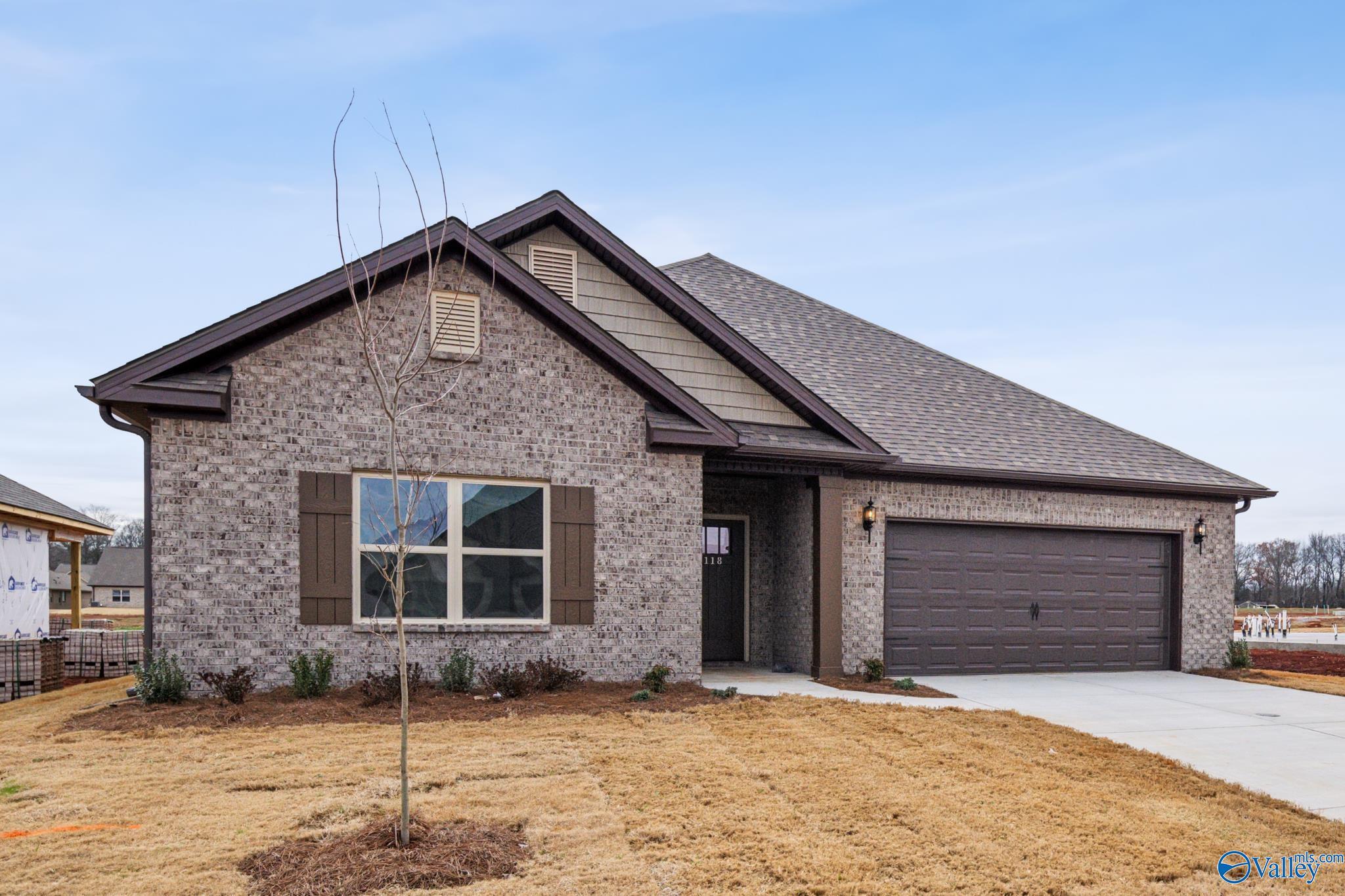 Property Photo: 139 Hillis Lane AL 35750