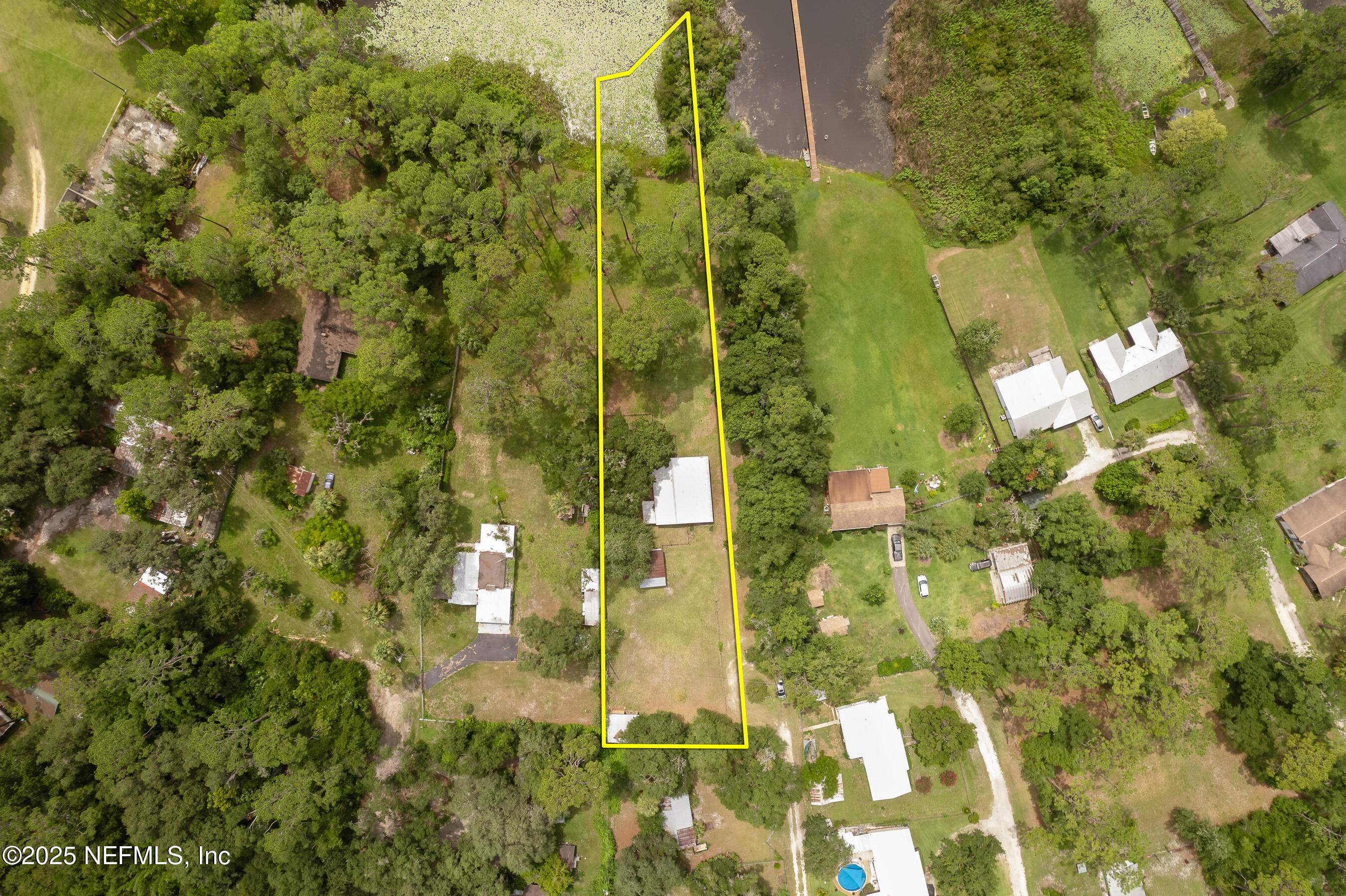Property Photo: 126 Echo Lane FL 32177