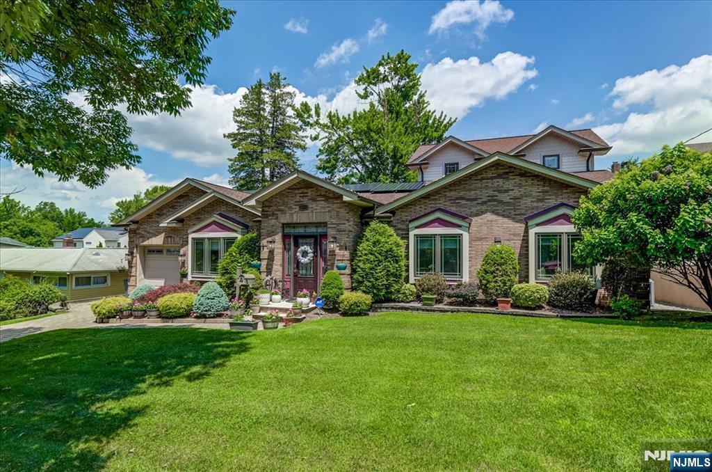 Property Photo:  166 Reservoir Avenue  NJ 07661 