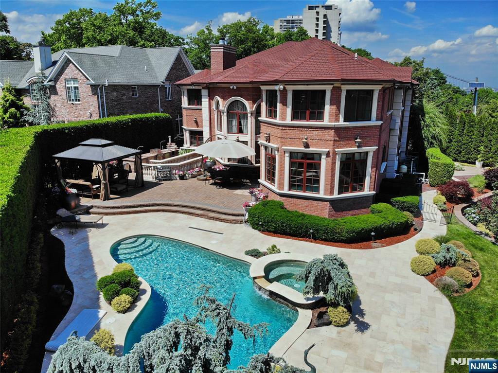 Property Photo:  2 Euclid Road  NJ 07024 