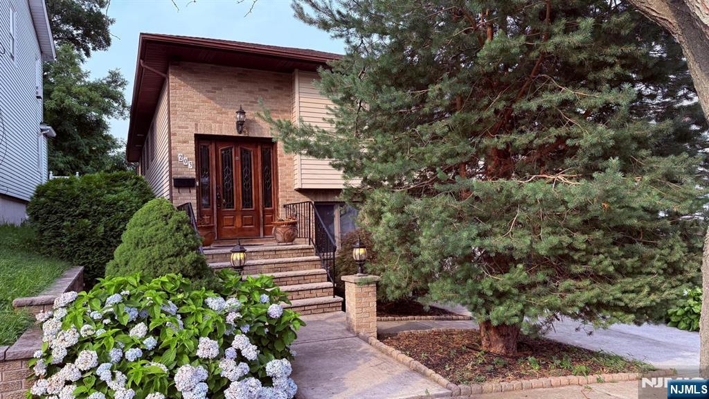 Property Photo:  203 Summit Cross  NJ 07070 