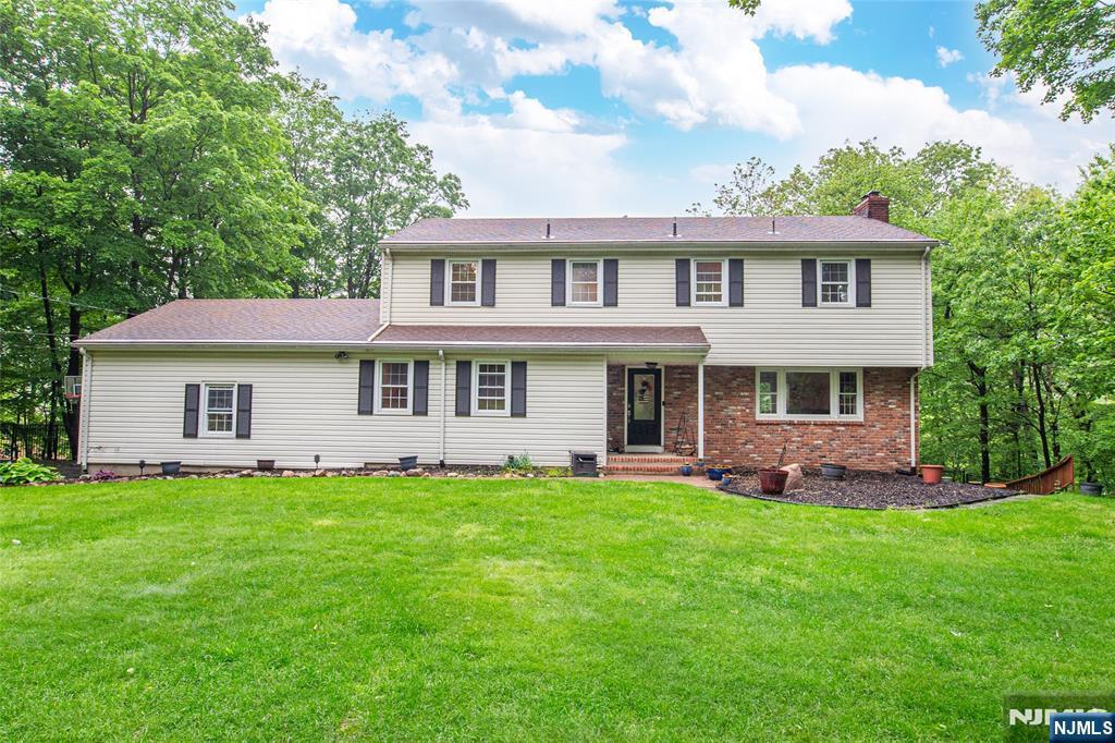 14 Chilhowie Drive  Kinnelon Borough NJ 07405 photo
