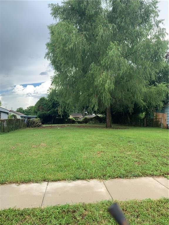Property Photo:  4737 Pauline Drive  LA 70126 