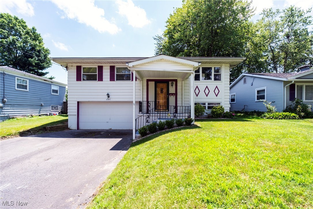 Property Photo:  4541 Burkey Road  OH 44515 