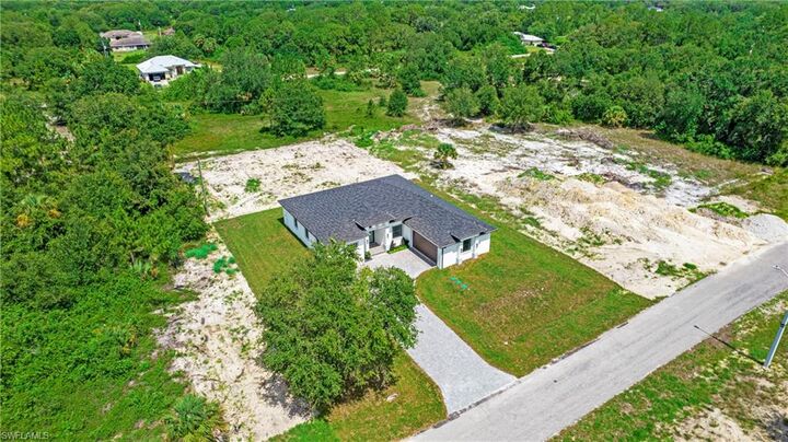 Property Photo: 1809 Monroe Ave FL 33972
