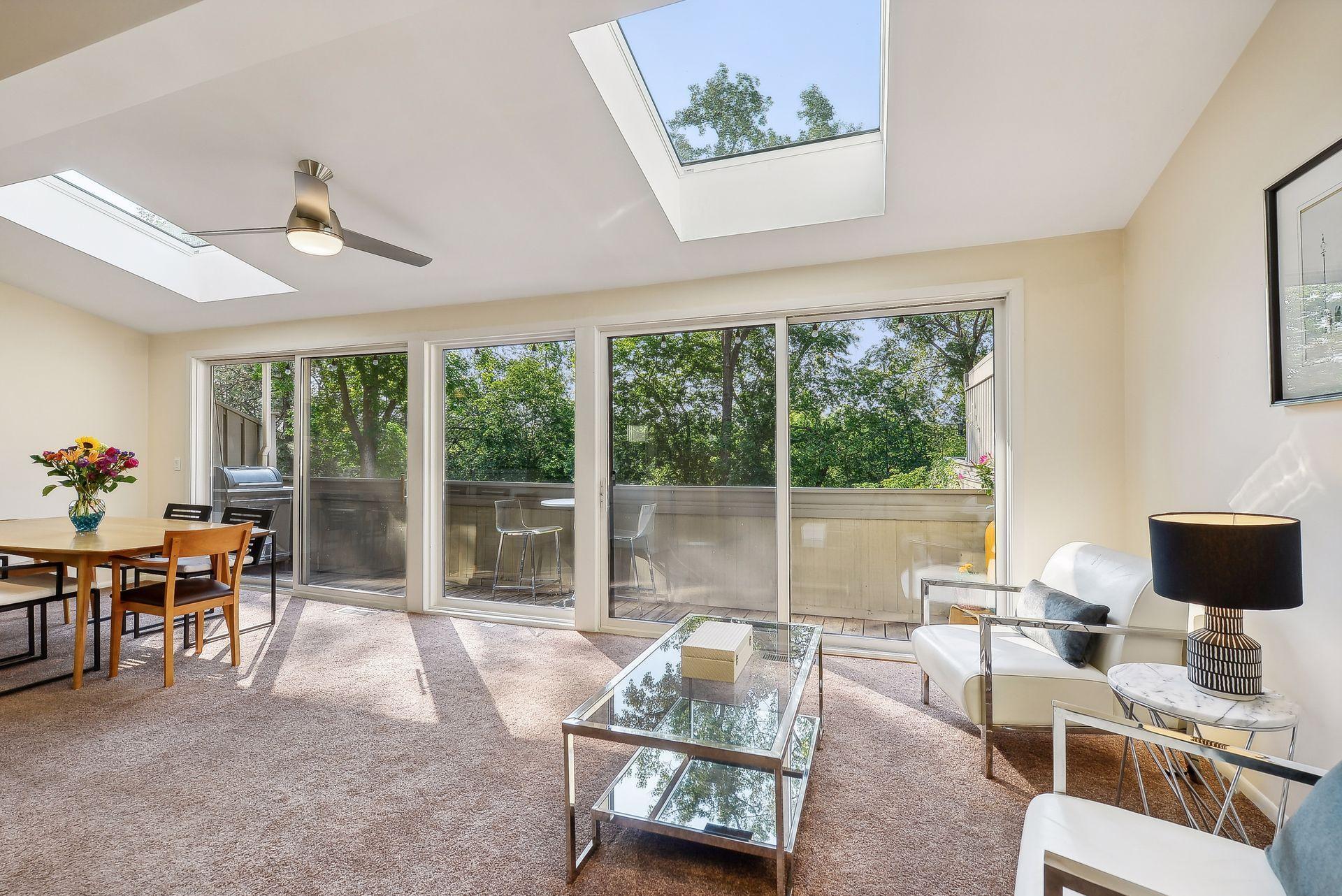 Property Photo:  1058 Cedar View Drive  MN 55405 