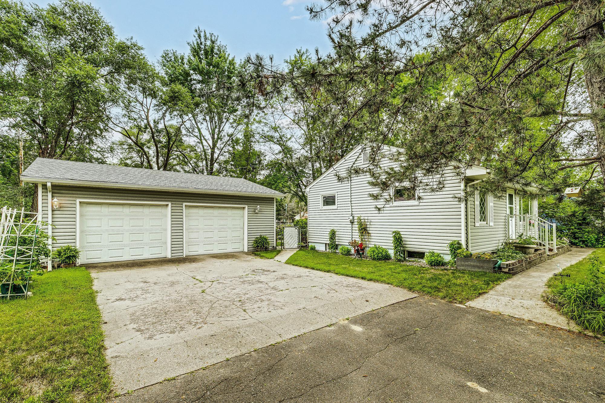 Property Photo: 536 County Road J W MN 55126