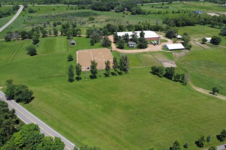 Property Photo: 2182 Homestead Trail MN 55356