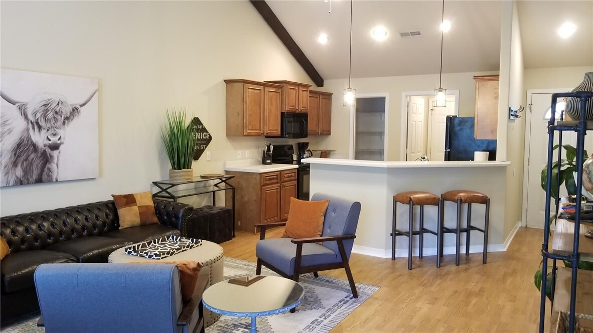 Property Photo: 205 NE J Street AR 72712