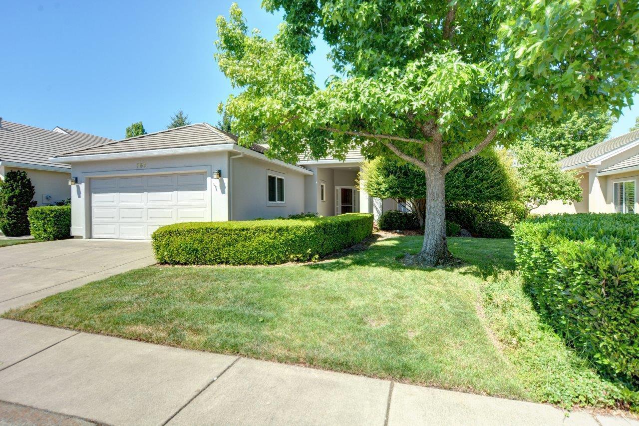 Property Photo: 756 Fernwood Drive OR 97504