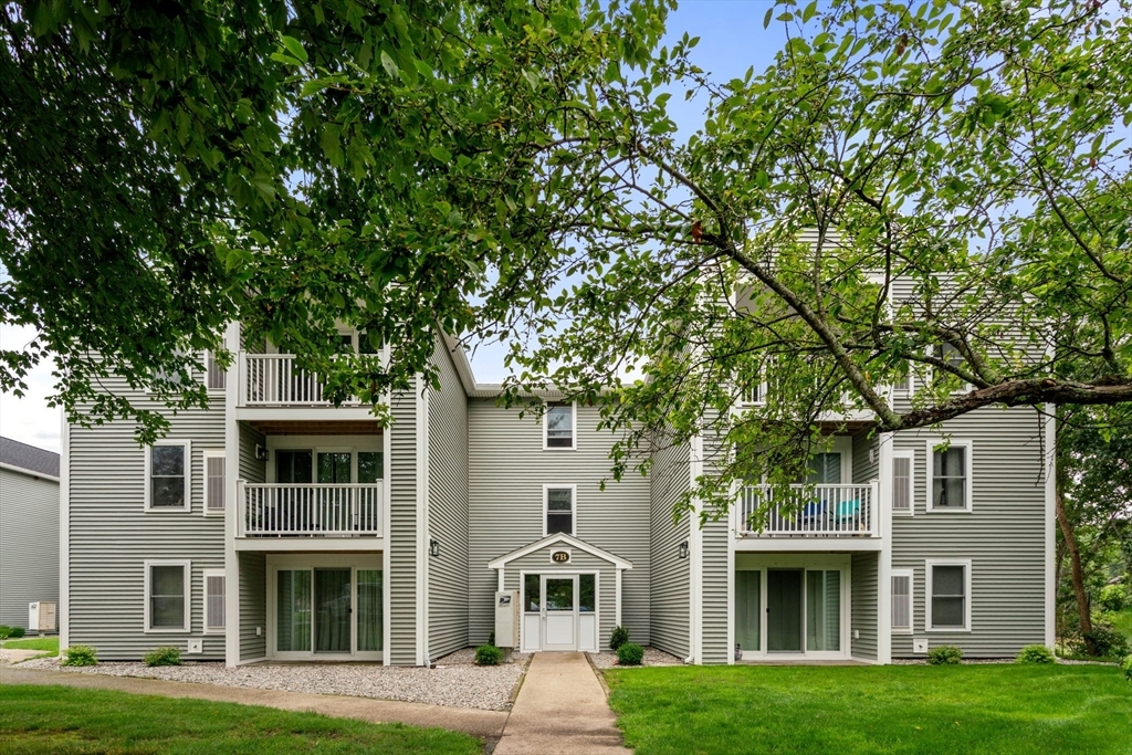 Property Photo:  7 Marc Dr 7B6  MA 02360 