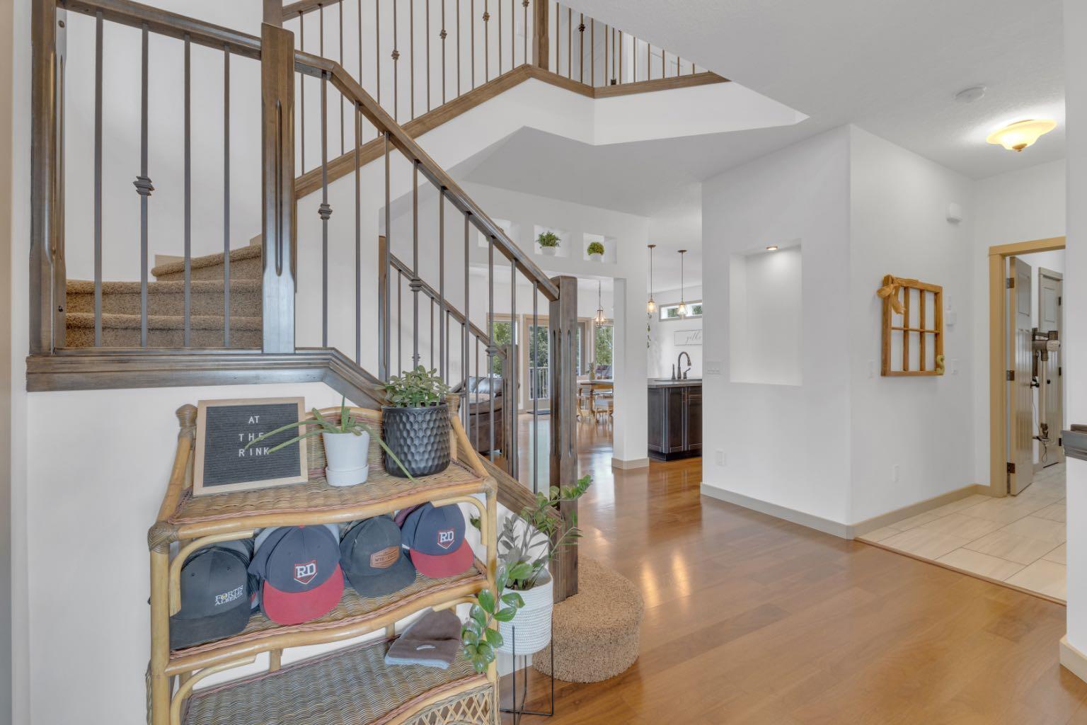 Property Photo: 68 Sutherland Close AB T4R 0C4