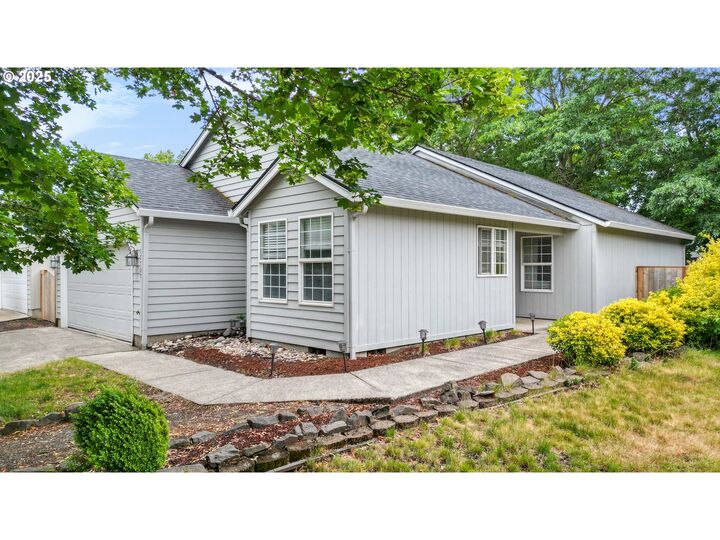 Property Photo:  17707 SE 19th St  WA 98683 