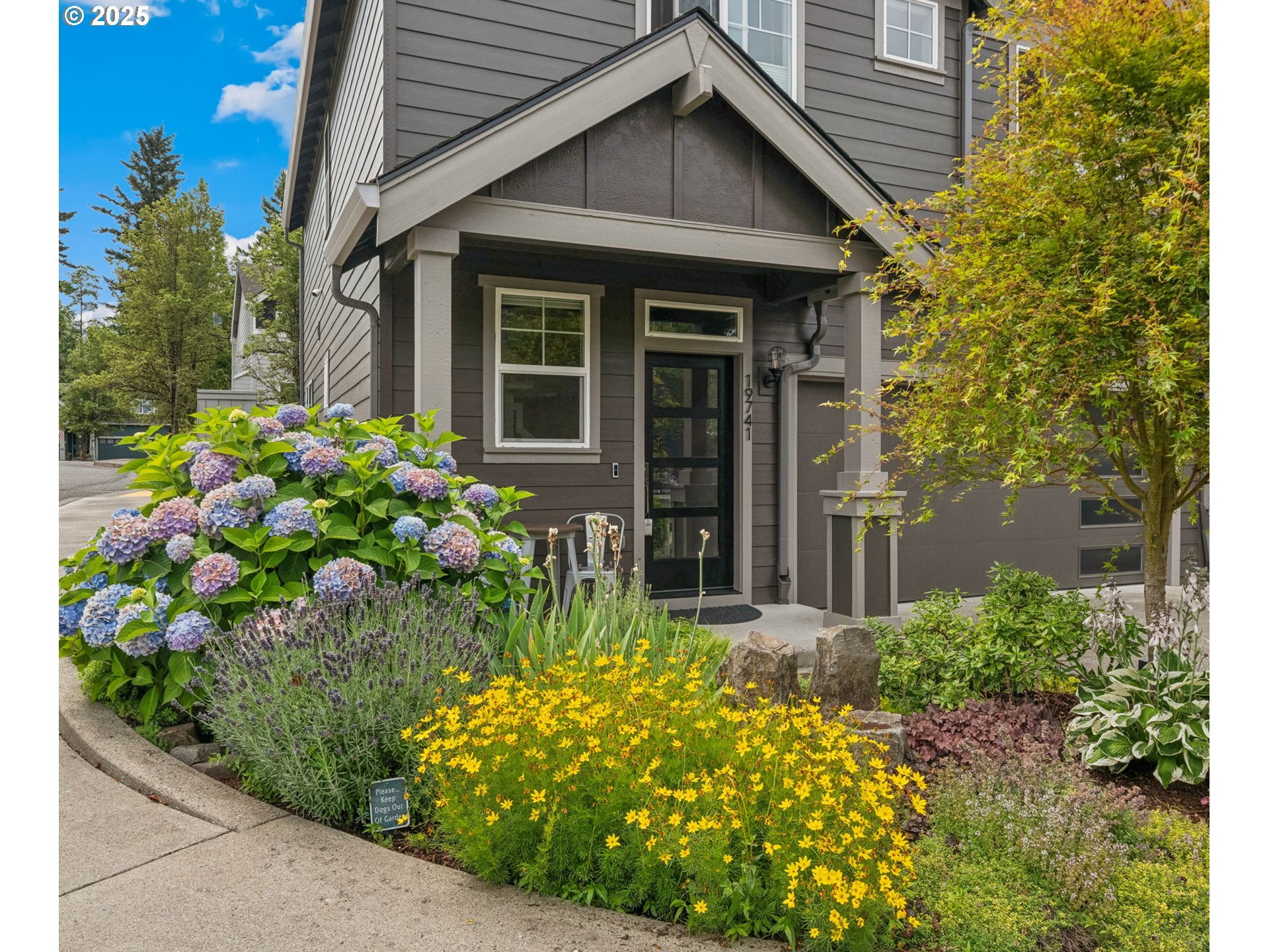 Property Photo: 19741 SE 36th Way WA 98607