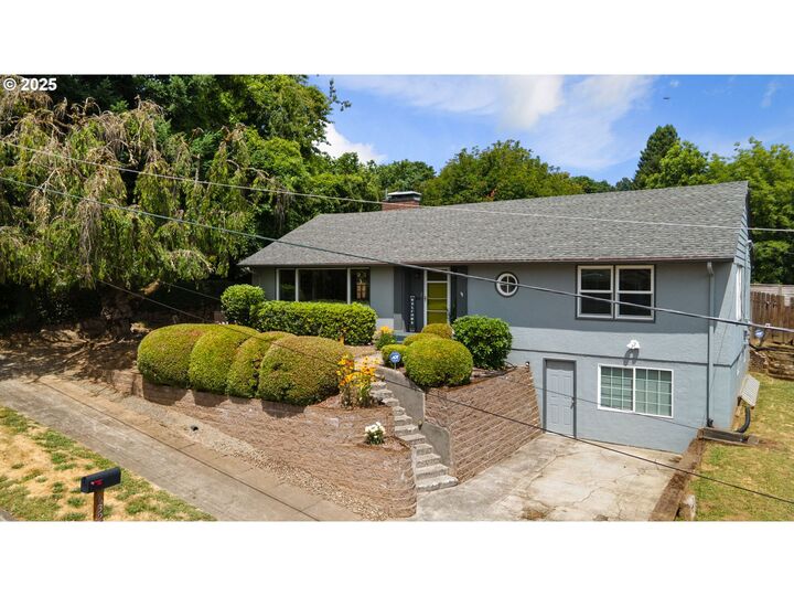 632 NE Everett St  Camas WA 98607 photo