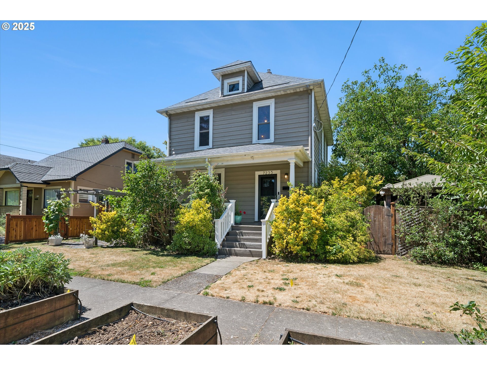 7235 N Oatman Ave  Portland OR 97217 photo