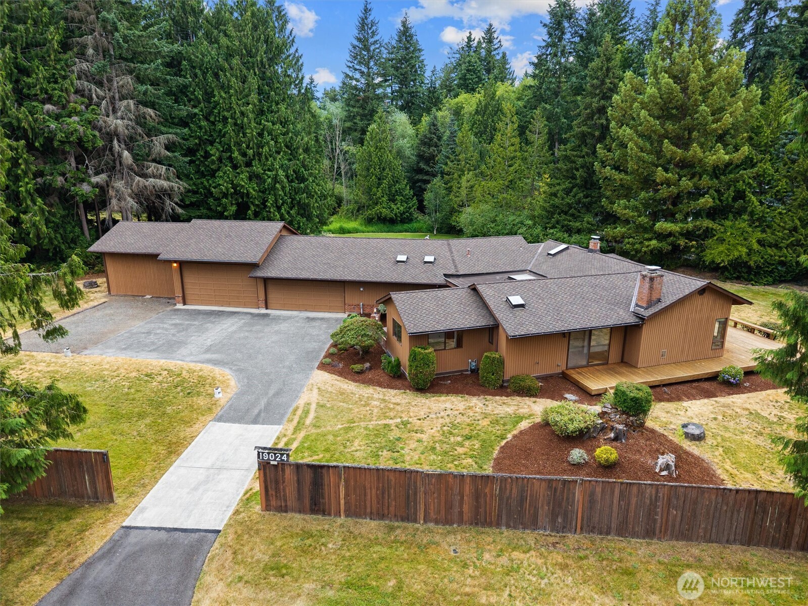 19024 NE 155th Street  Woodinville WA 98072 photo