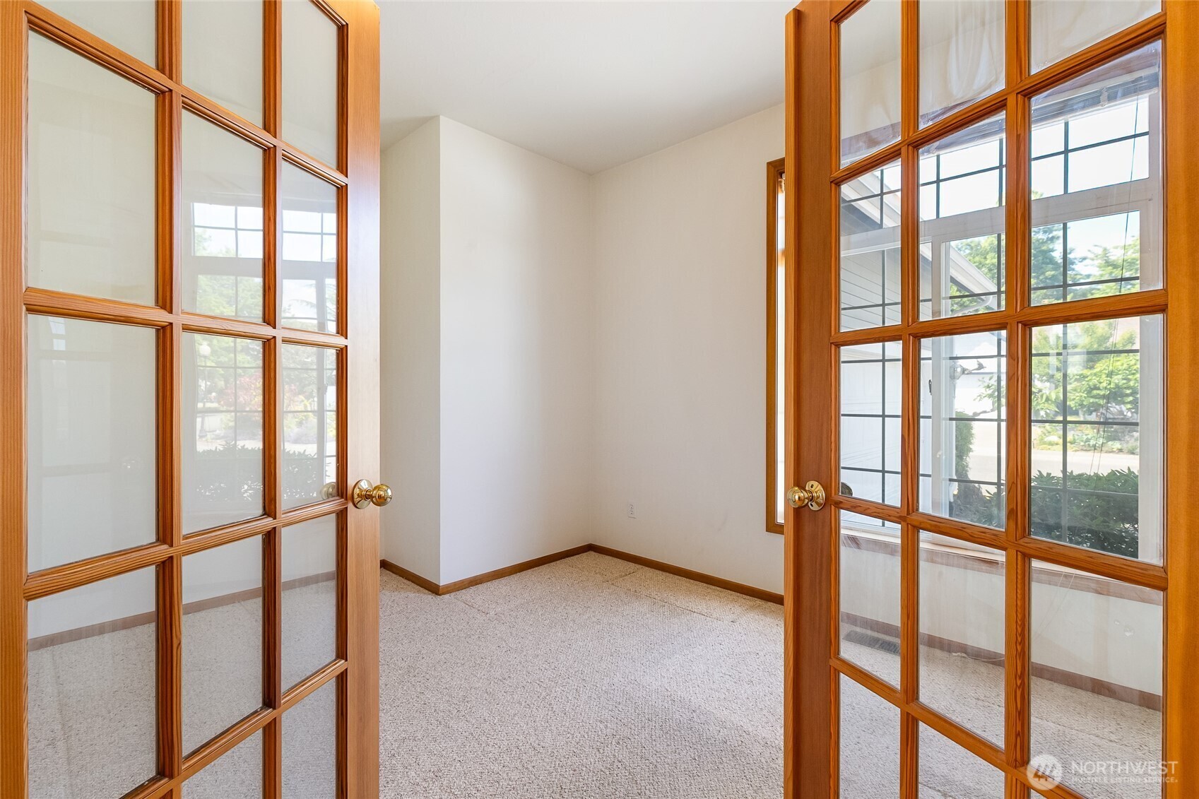 Property Photo:  114  Twin Sister Loop  WA 98264 