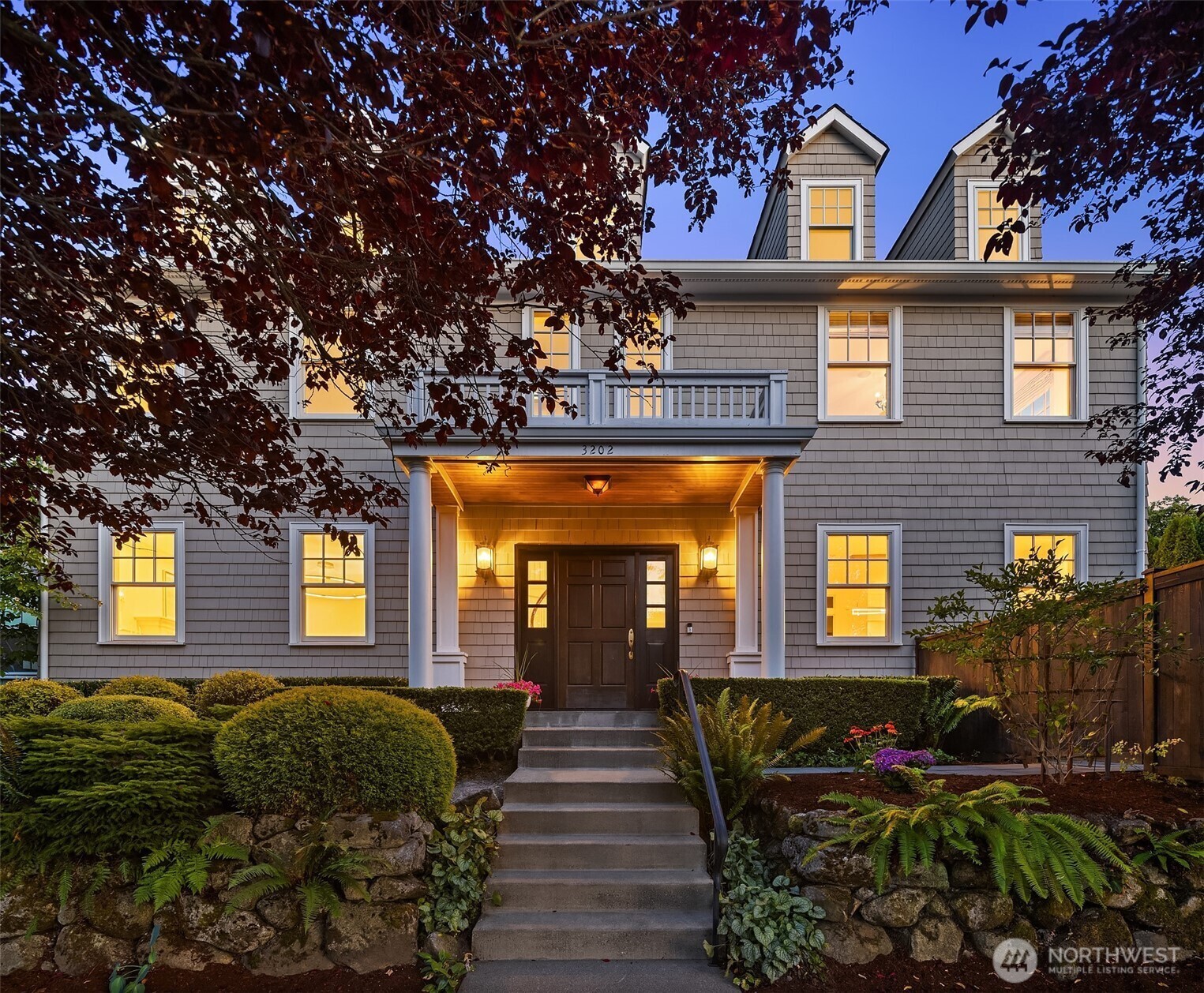 3202  Hunter Boulevard S  Seattle WA 98144 photo