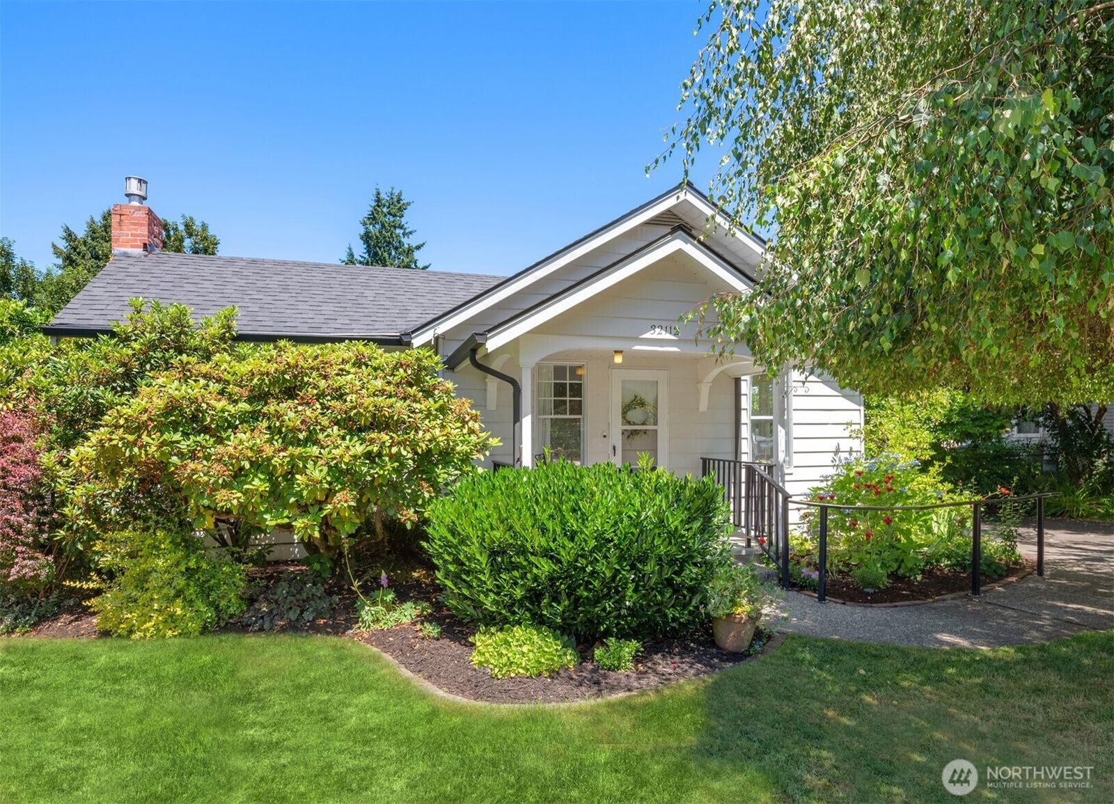Property Photo:  32112 E Bird Street  WA 98014 