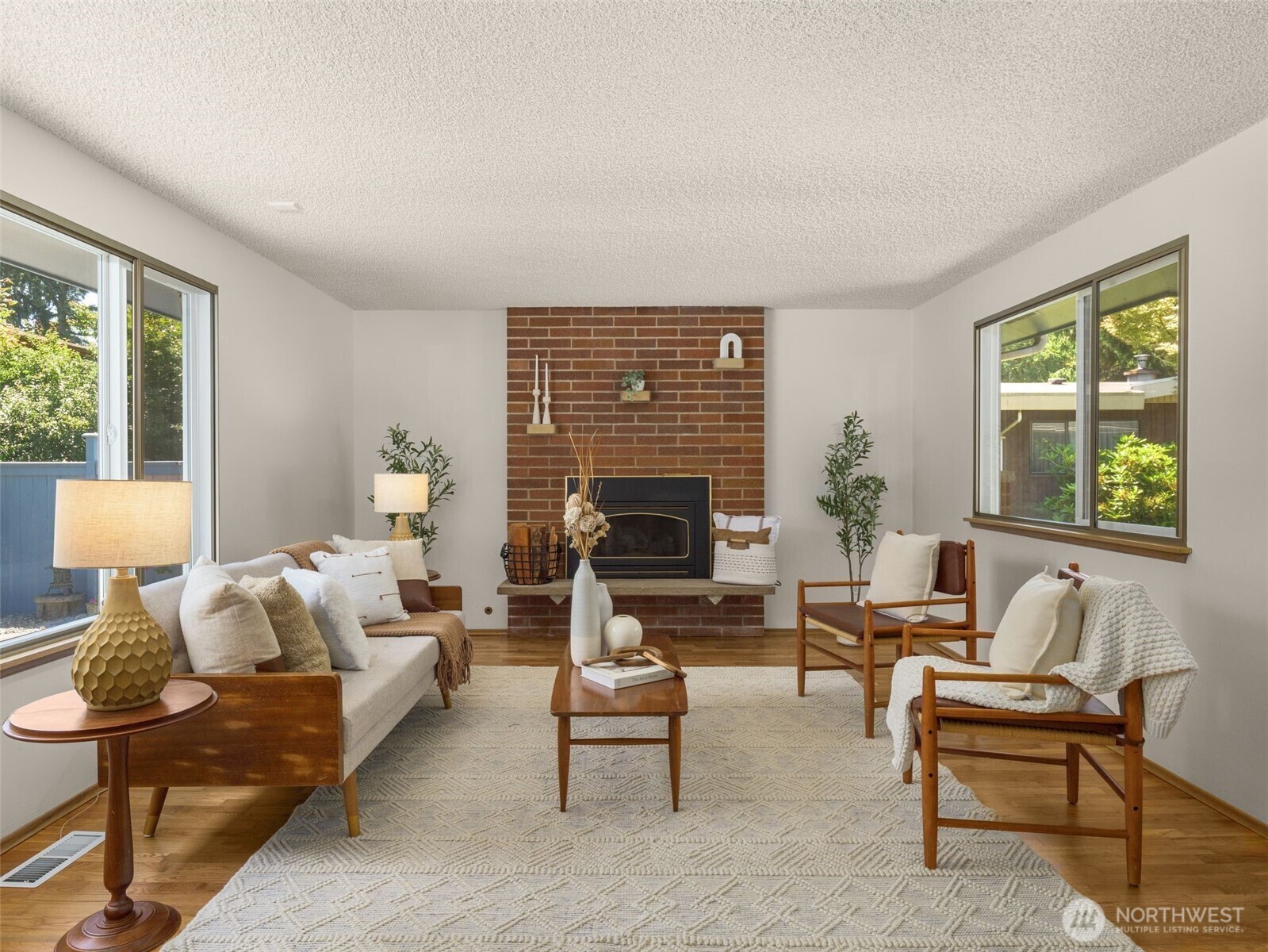 Property Photo: 13316 15th Avenue NE WA 98125