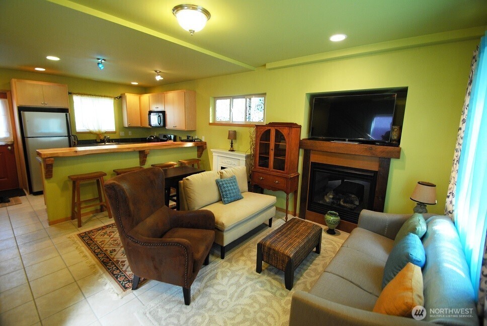 Property Photo:  3321  Wetmore Avenue S A  WA 98144 