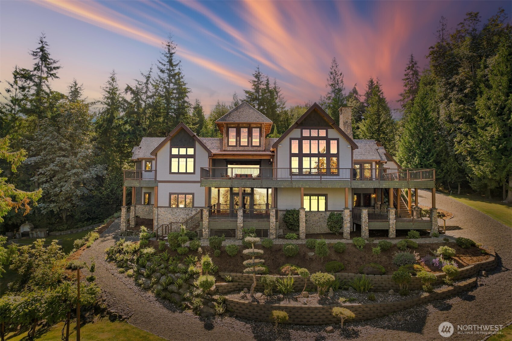991  Lakeview Street  Bellingham WA 98229 photo