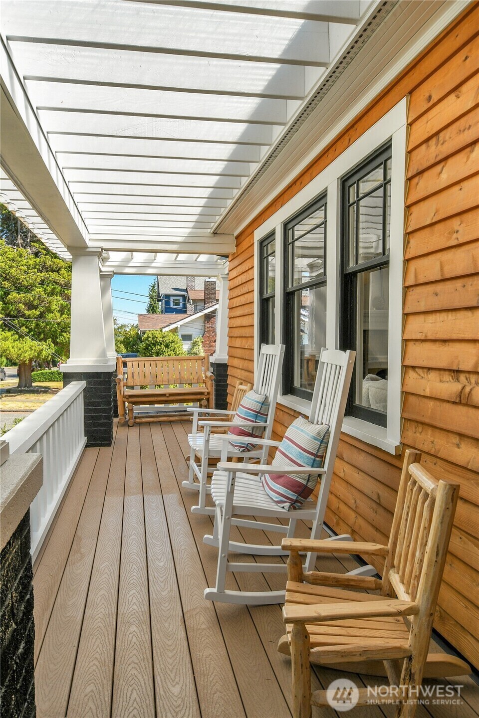 Property Photo: 2456 4th Avenue W WA 98119