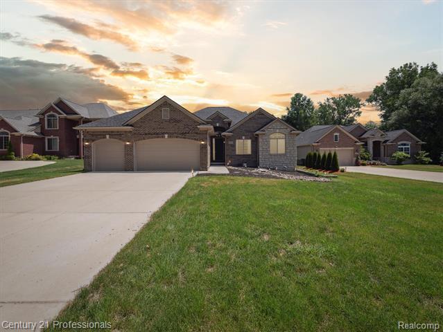 Property Photo: 2655 Devondale Road MI 48309