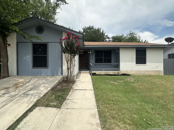 3718 Bremen  San Antonio TX 78210 photo
