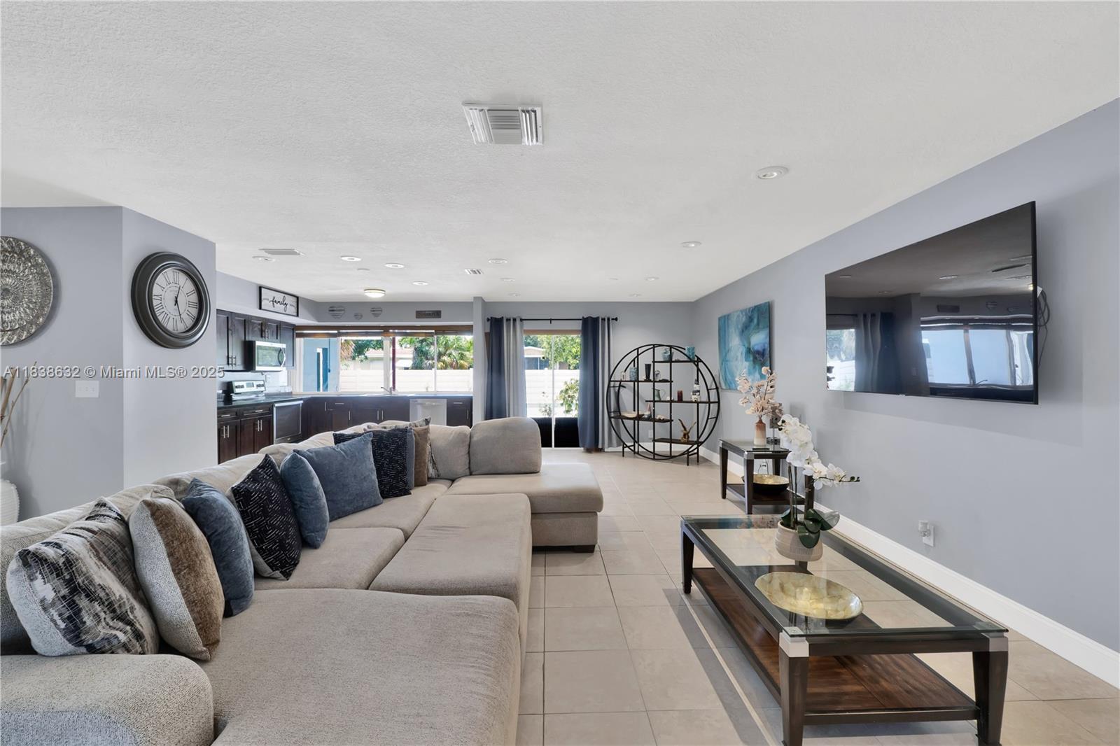 1730 N 55th Ave  Hollywood FL 33021 photo
