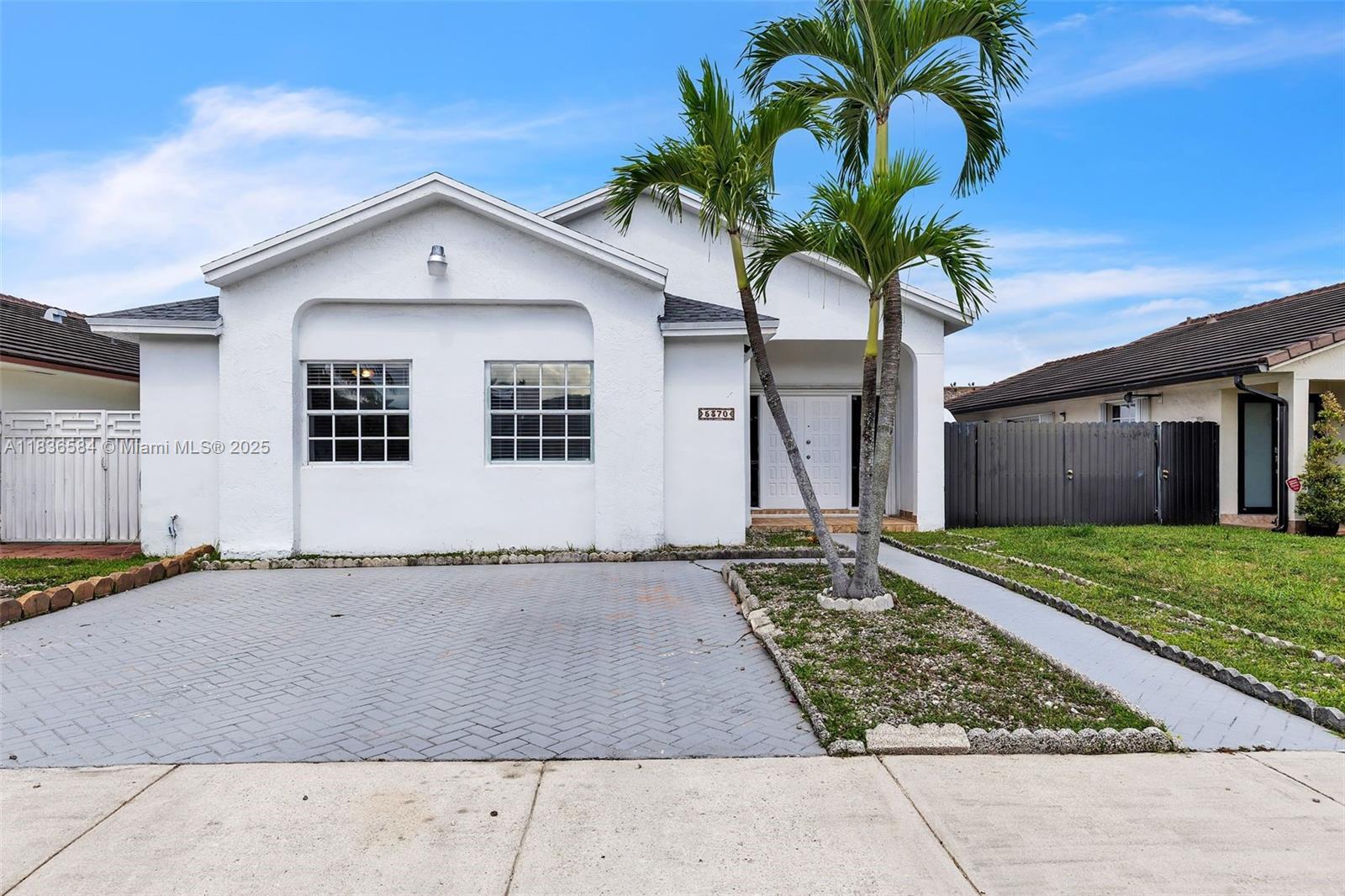 5370 SW 144th Ave  Miami FL 33175 photo