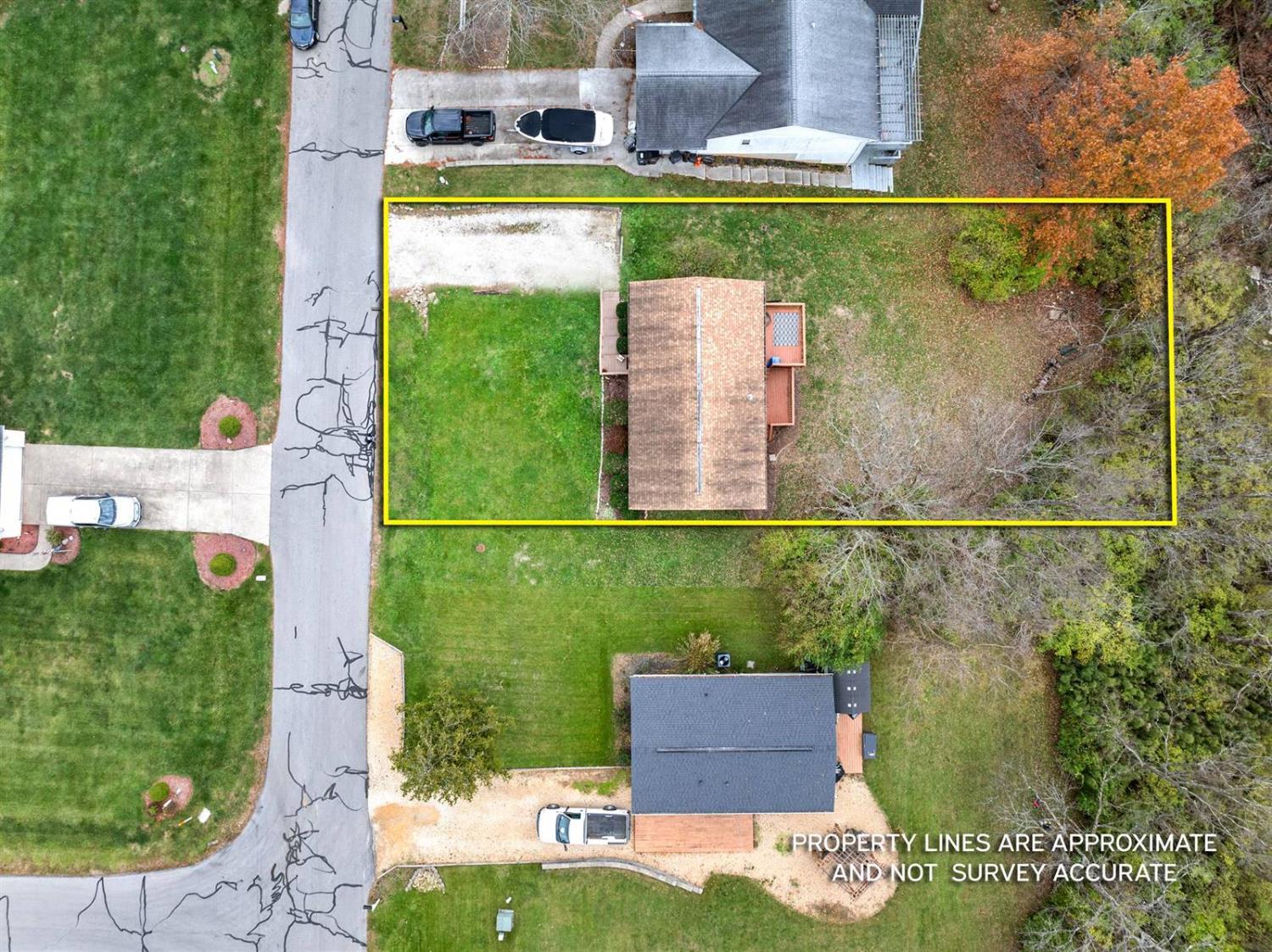 Property Photo: 551 Hawthorne Heights IN 47025