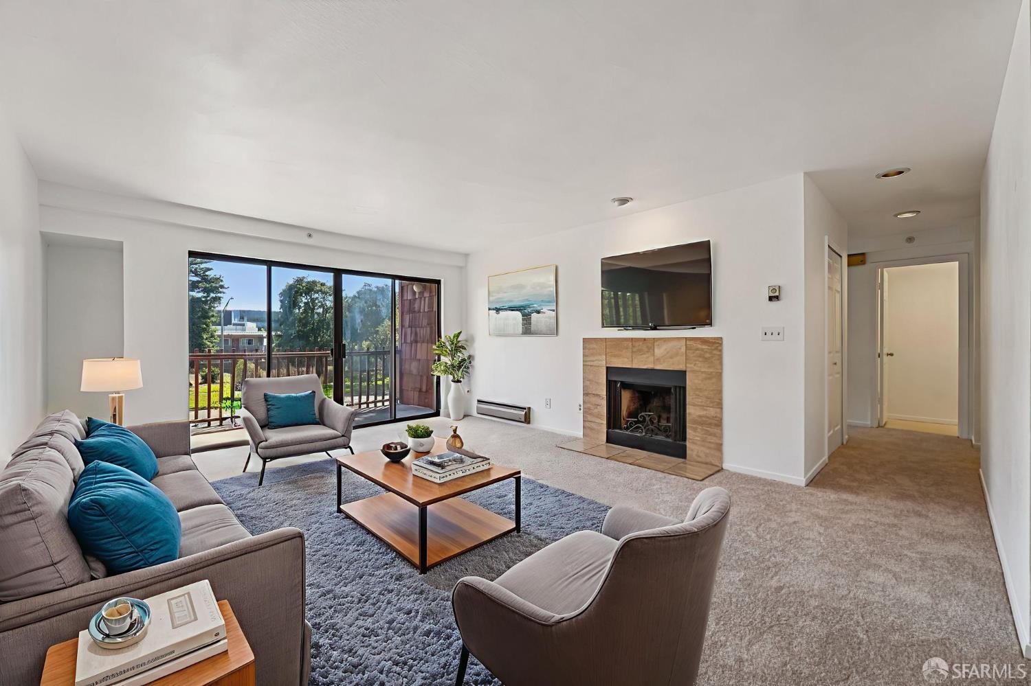 920 Mission Road 15  South San Francisco CA 94080 photo