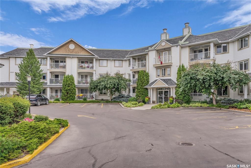 Property Photo: 305 Pinehouse Drive 332 SK S7K 7Z4