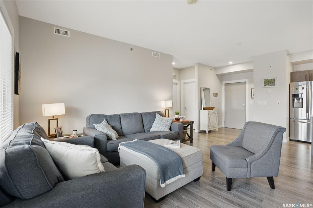 Property Photo: 142 Pawlychenko Lane 319 SK S7V 0N7