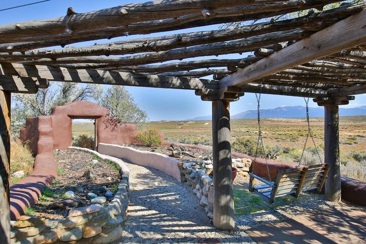 Property Photo: 21 Lone Tree Lane NM 87529