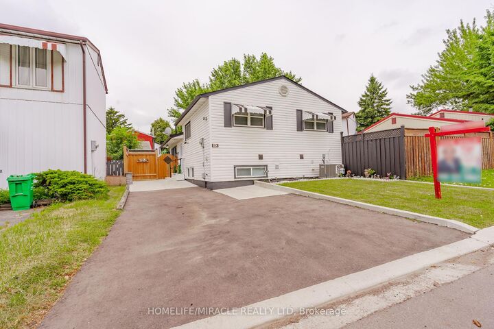 Property Photo: 10 Huntingwood Crescent ON L6S 1S6