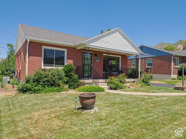 Property Photo:  2375 E Redondo Ave  UT 84108 