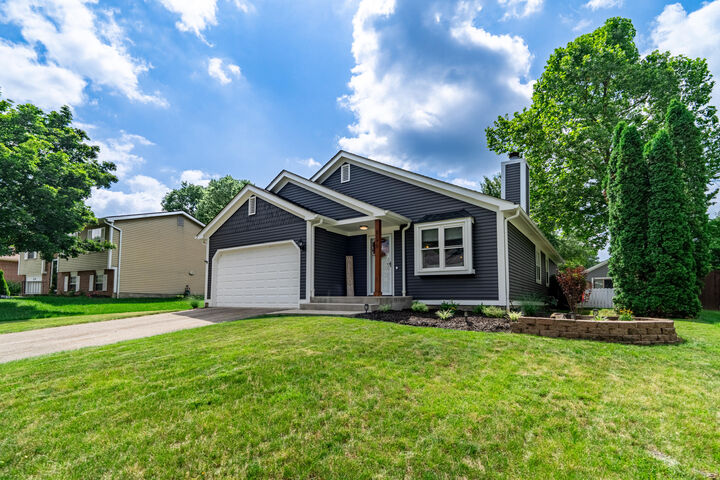 Property Photo: 5175 Locust Post Lane OH 43230
