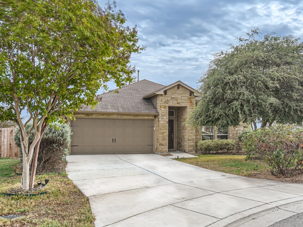 Property Photo: 2682 Lonesome Creek Trail TX 78130