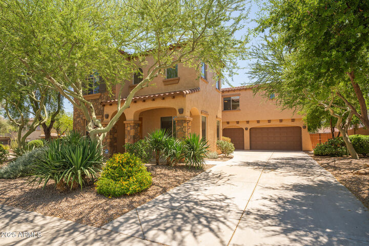 Property Photo:  8337 W Lariat Lane  AZ 85383 