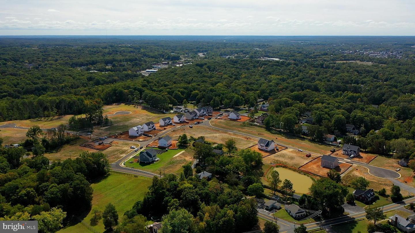 Property Photo: 3 Strawberry Lane VA 22405
