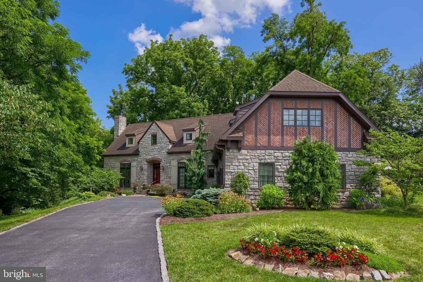 2787 Southwick Drive  Lancaster PA 17601 photo