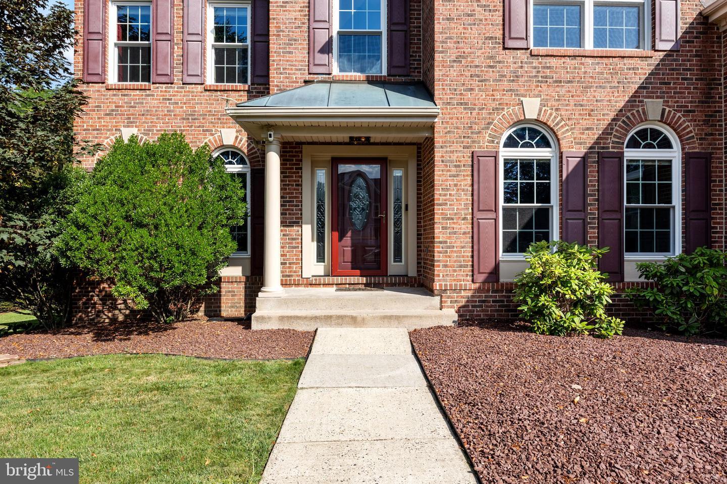 Property Photo: 1511 Pownal Drive PA 19067