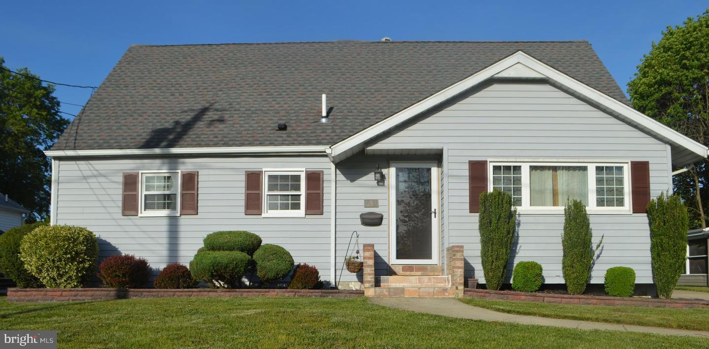 9 Jones Avenue  Pennsville NJ 08070 photo
