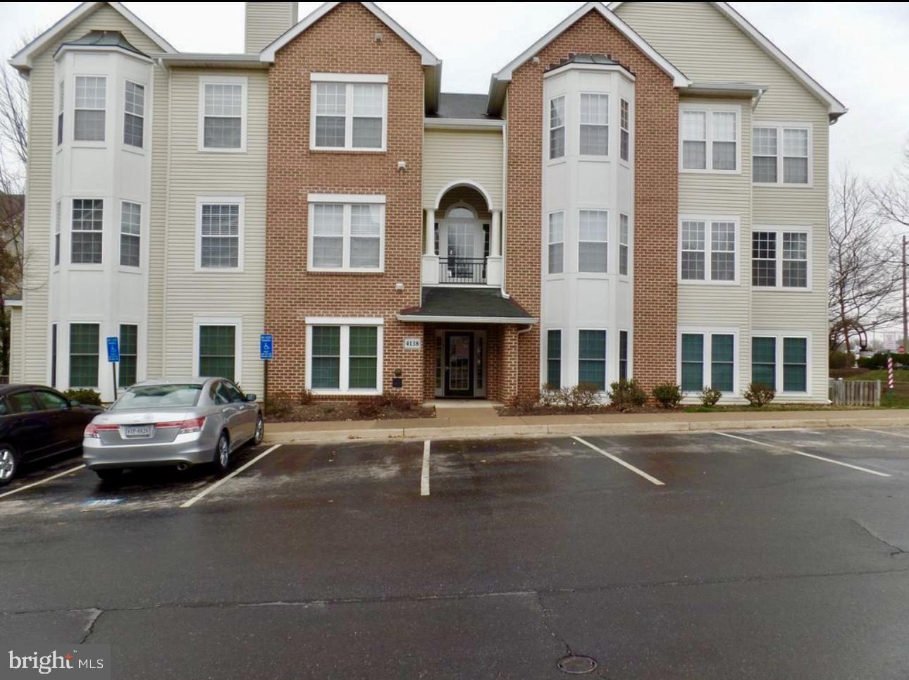 4138 Fountainside Lane A302  Fairfax VA 22030 photo