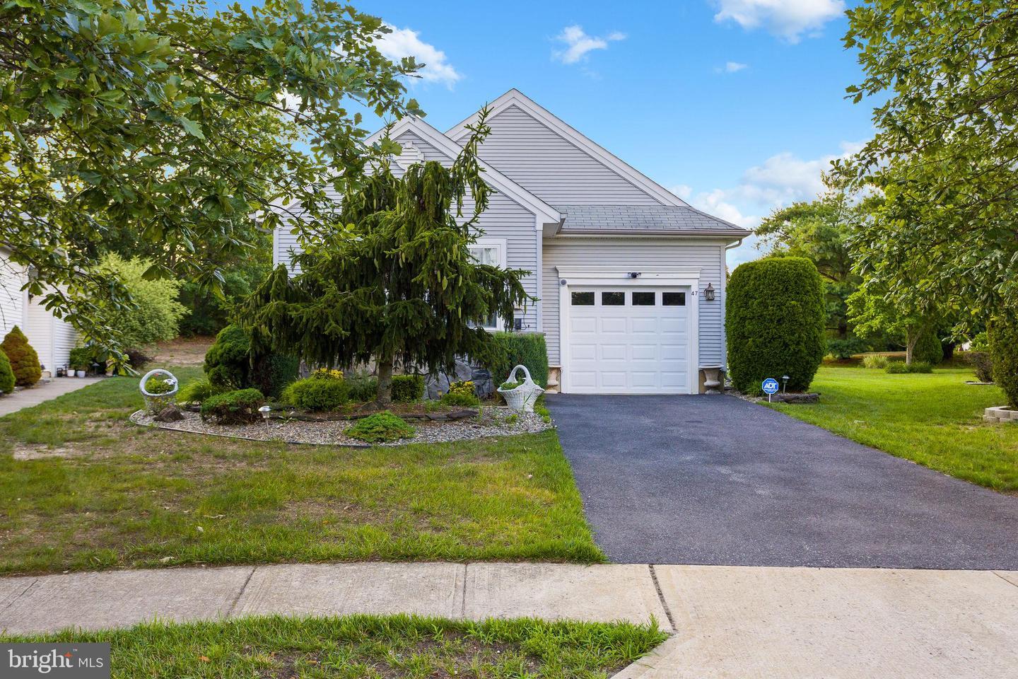 Property Photo: 47 Gabriella Circle NJ 08759